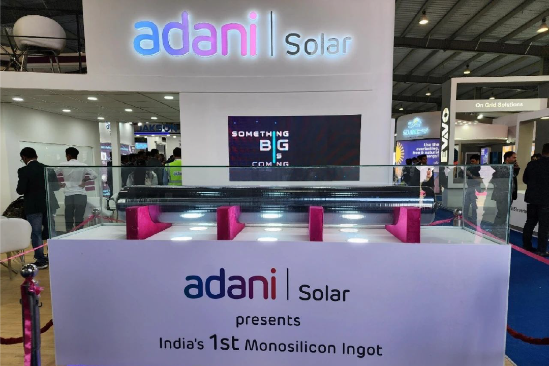 重磅：松瓷机电携手印度能源巨头Adani，首根单晶硅棒成功出炉！